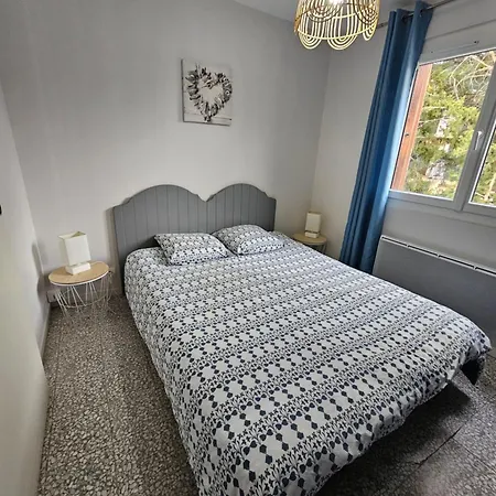 Beau T2 - St Clair Apartment *